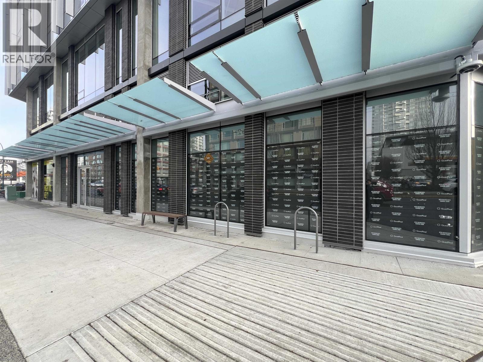 1712 Main Street, Vancouver, British Columbia  V5T 1A5 - Photo 2 - C8075566