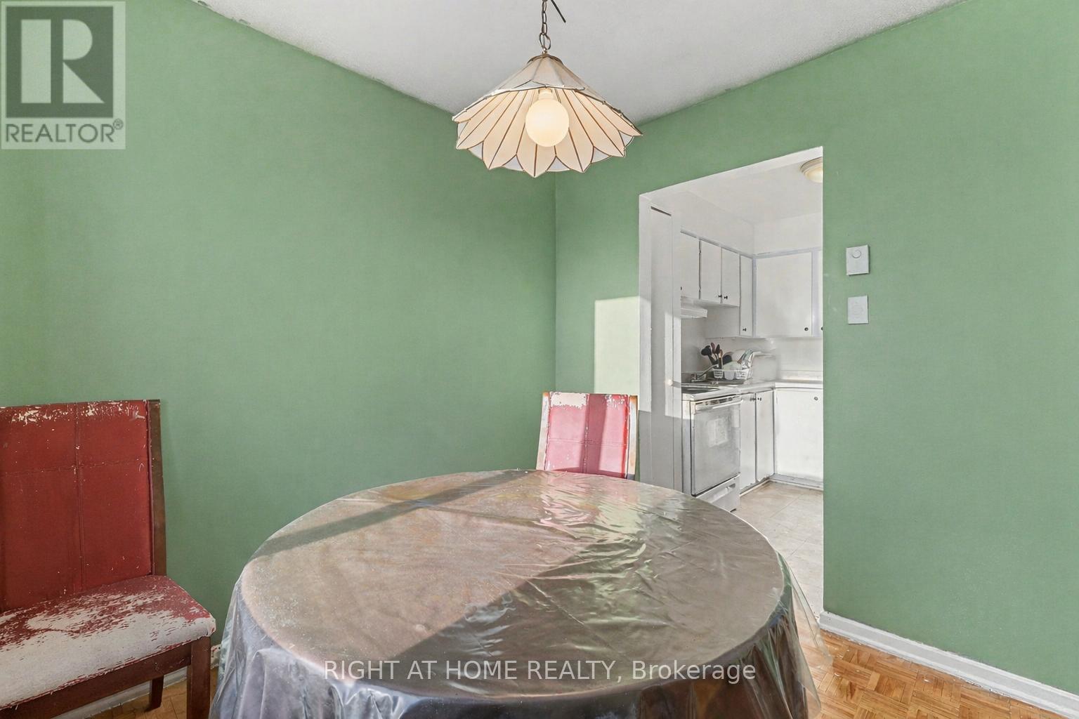 305b - 2044 Arrowsmith Drive, Ottawa, Ontario  K1J 7V8 - Photo 13 - X12764554