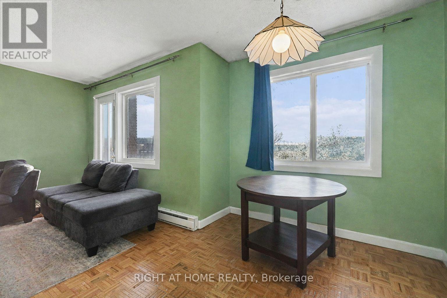 305b - 2044 Arrowsmith Drive, Ottawa, Ontario  K1J 7V8 - Photo 14 - X12764554