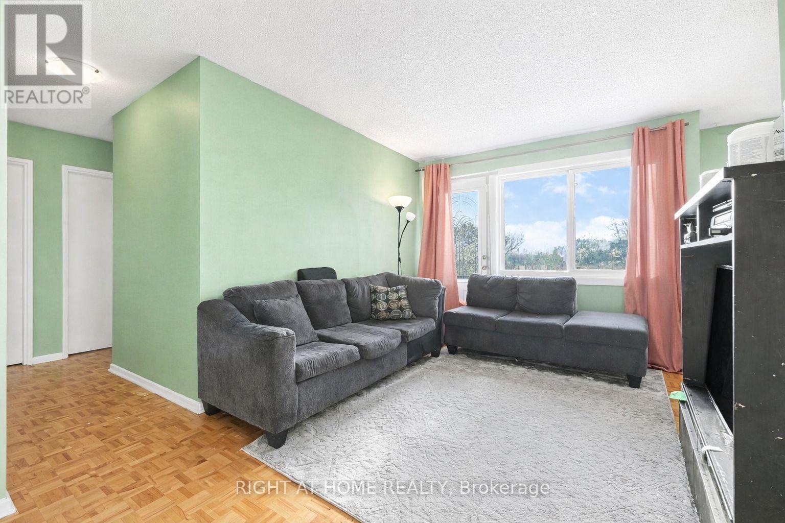 305b - 2044 Arrowsmith Drive, Ottawa, Ontario  K1J 7V8 - Photo 16 - X12764554