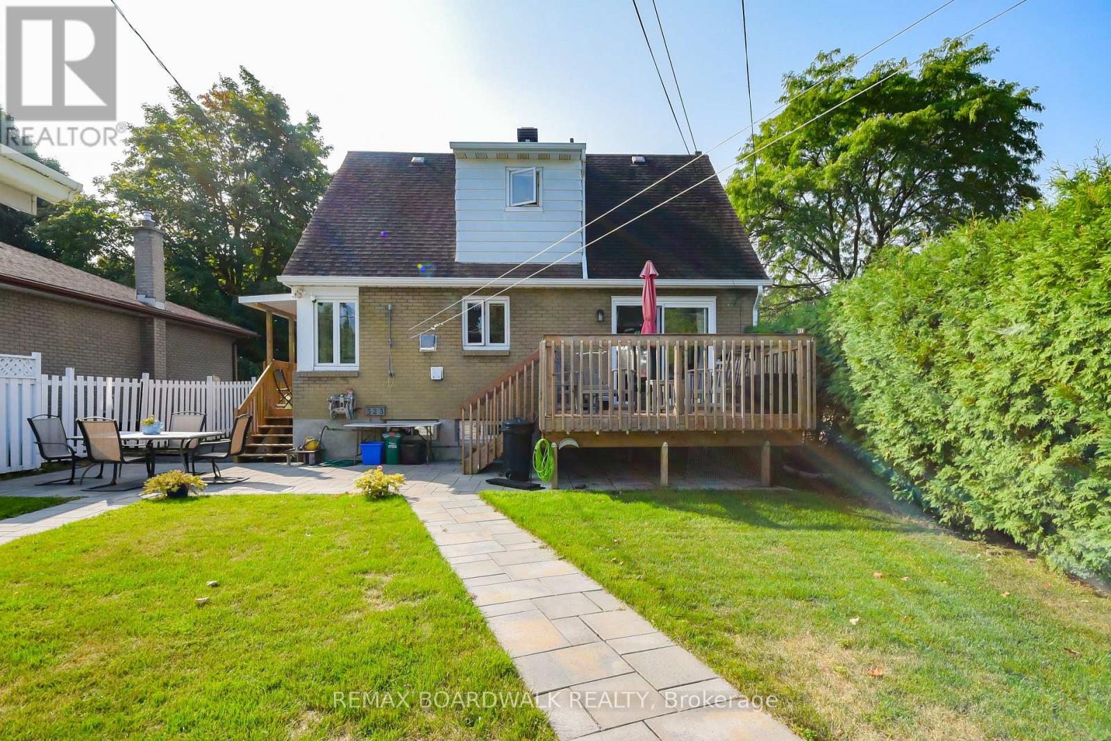 323 Fullerton Avenue, Ottawa, Ontario  K1K 1K2 - Photo 9 - X12764576