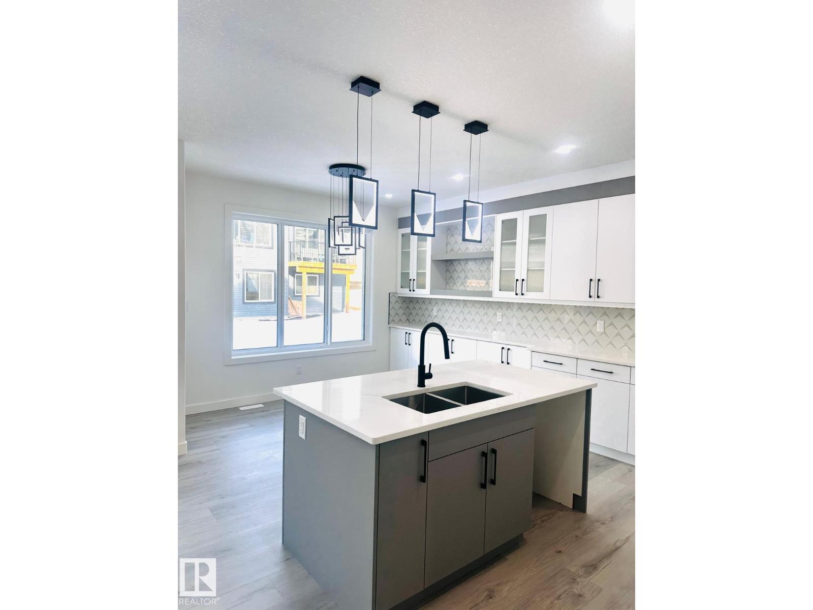 3906 41 Av, Beaumont, Alberta  T4X 3B5 - Photo 11 - E4467823