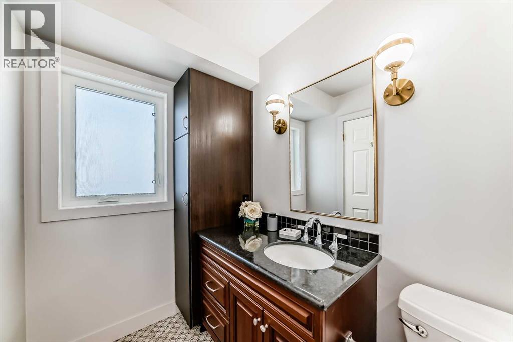 52 Hidden Vale Crescent Nw, Calgary, Alberta  T3A 5B5 - Photo 21 - A2276164