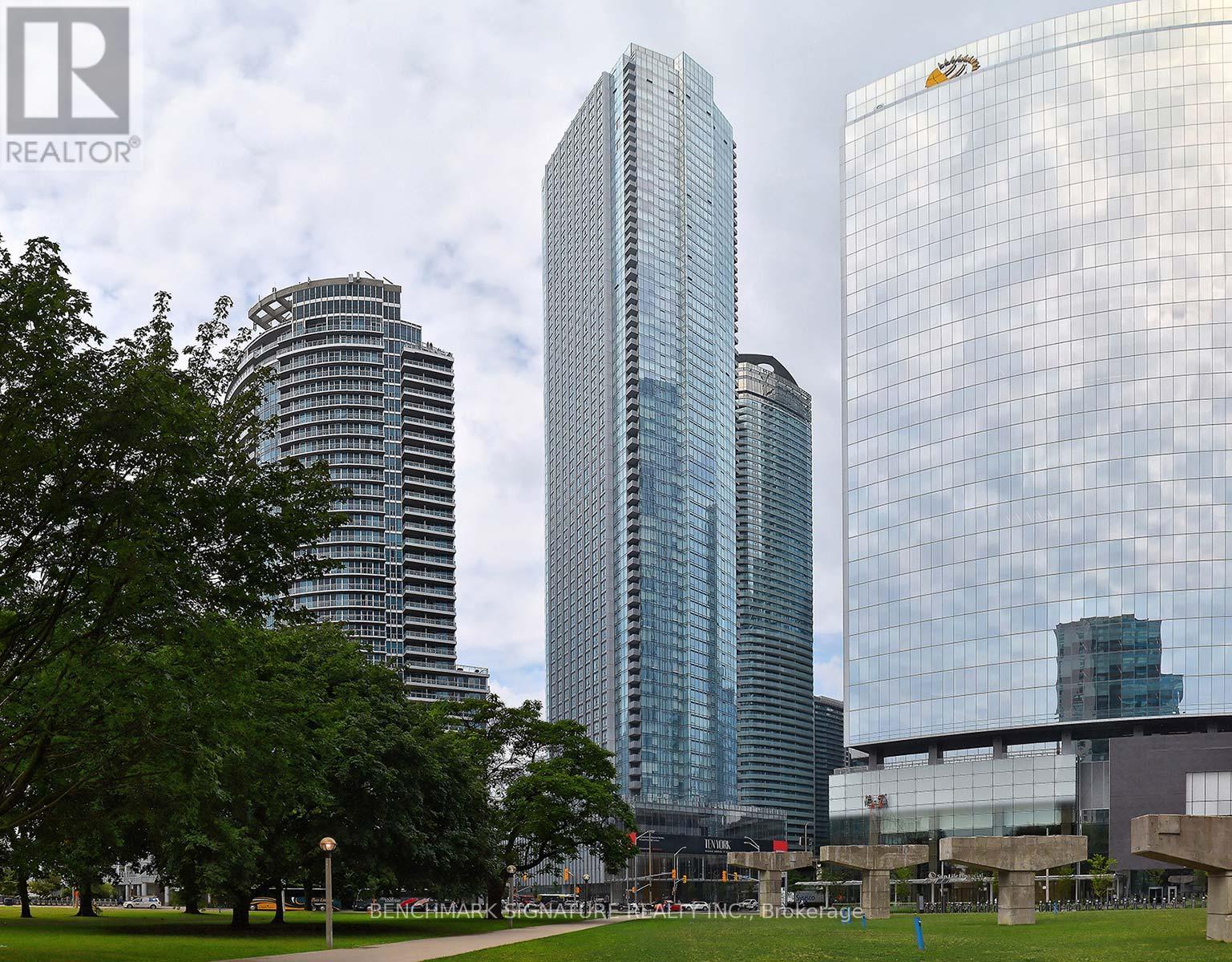 5807 - 10 York Street, Toronto, Ontario  M5J 0E1 - Photo 4 - C12764546