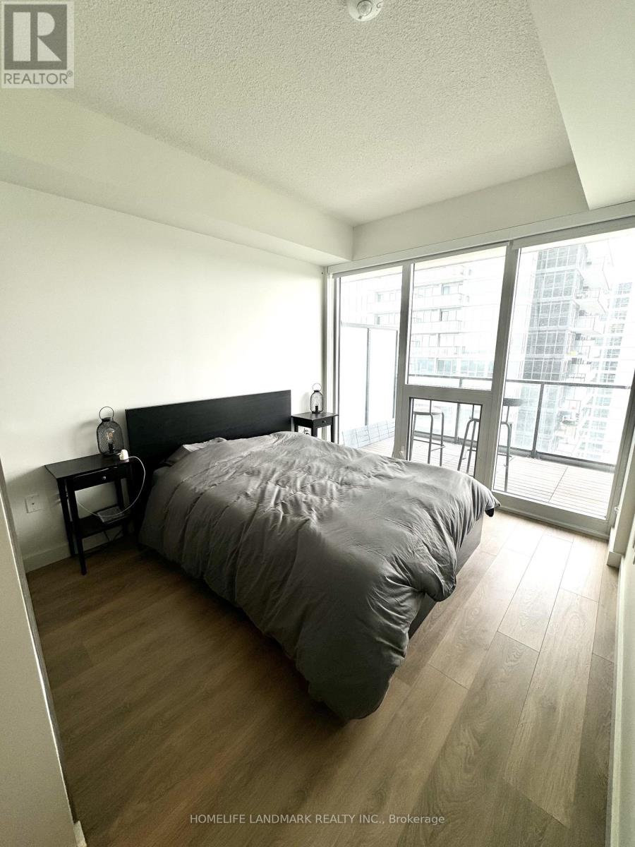 3006 - 95 Mcmahon Drive, Toronto, Ontario  M2K 0H2 - Photo 4 - C12764558