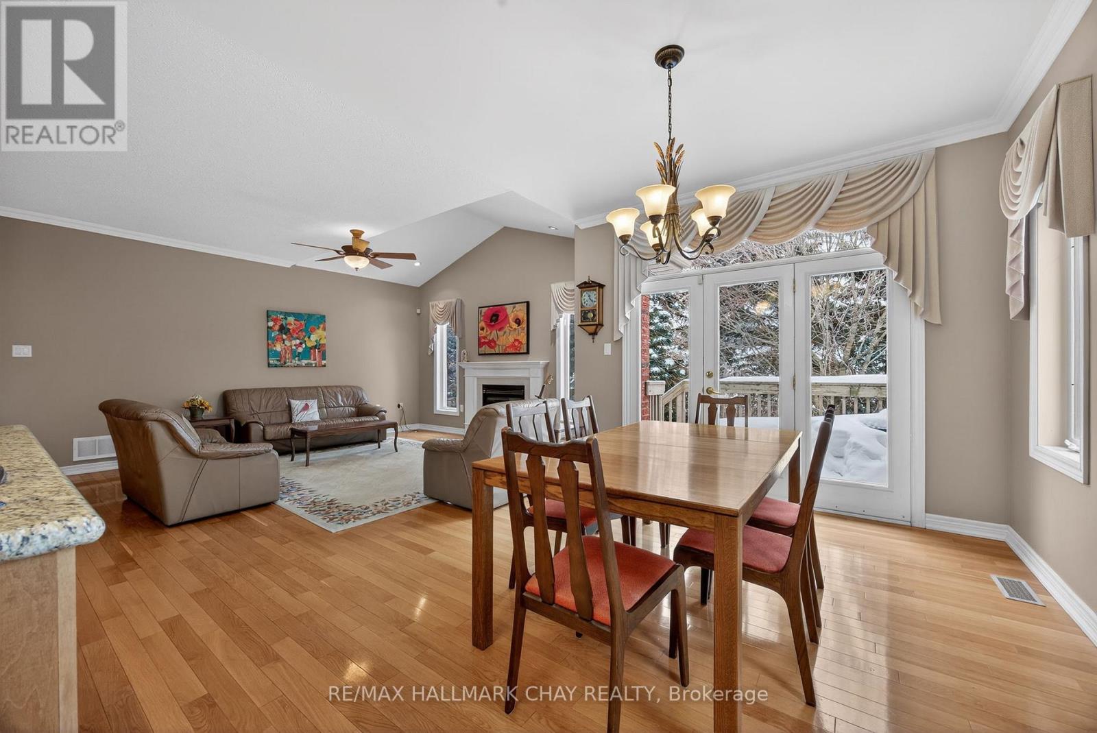 16 Stapleton Place, Barrie, Ontario  L4N 5Z3 - Photo 13 - S12764590