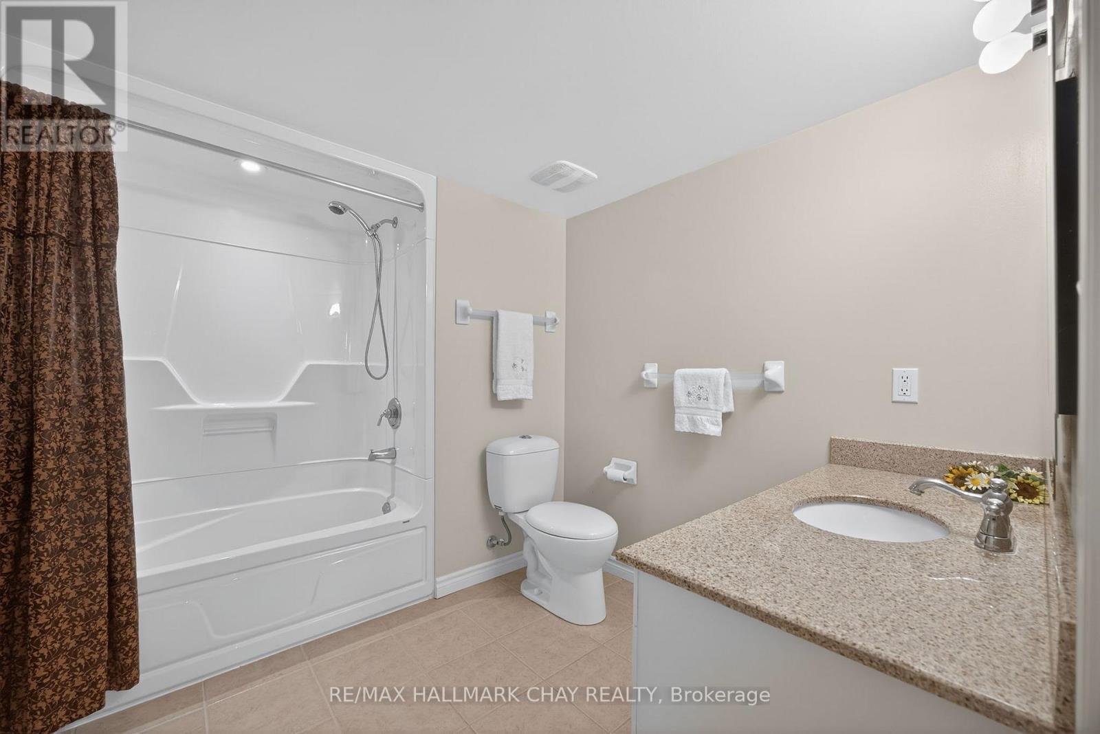 16 Stapleton Place, Barrie, Ontario  L4N 5Z3 - Photo 31 - S12764590