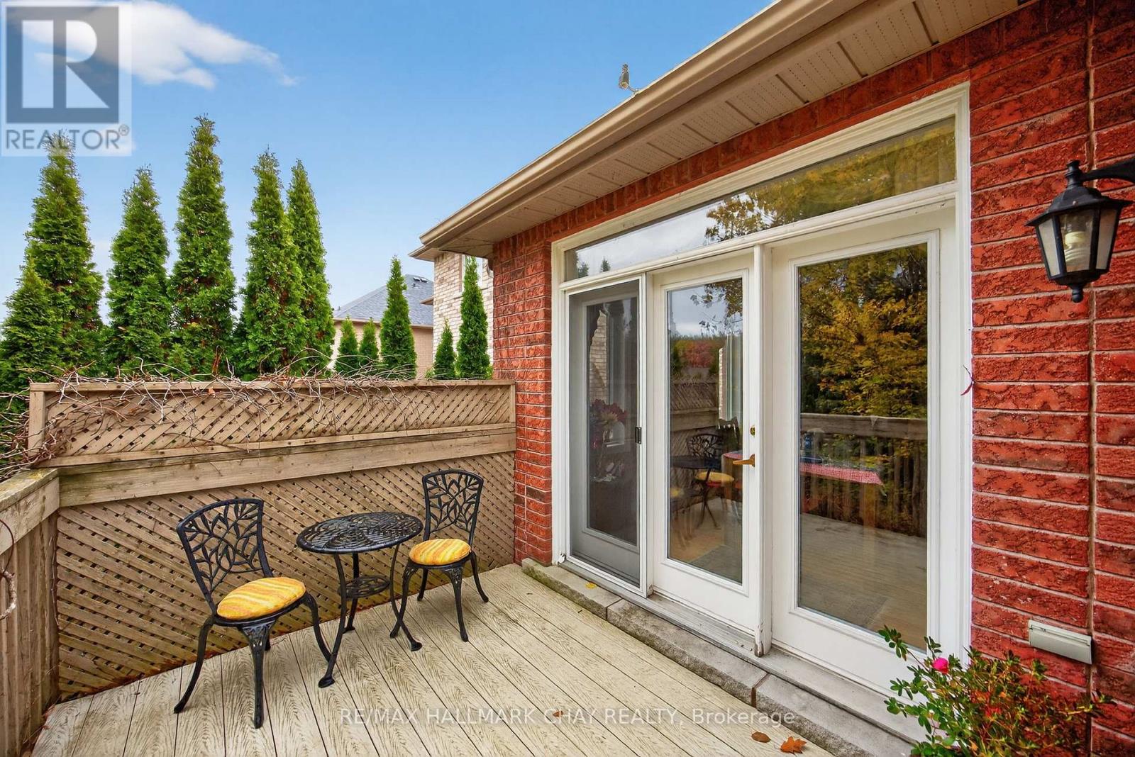 16 Stapleton Place, Barrie, Ontario  L4N 5Z3 - Photo 37 - S12764590