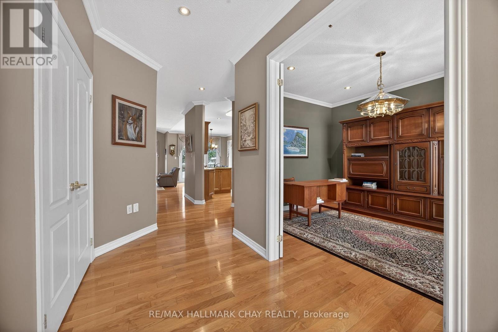 16 Stapleton Place, Barrie, Ontario  L4N 5Z3 - Photo 7 - S12764590