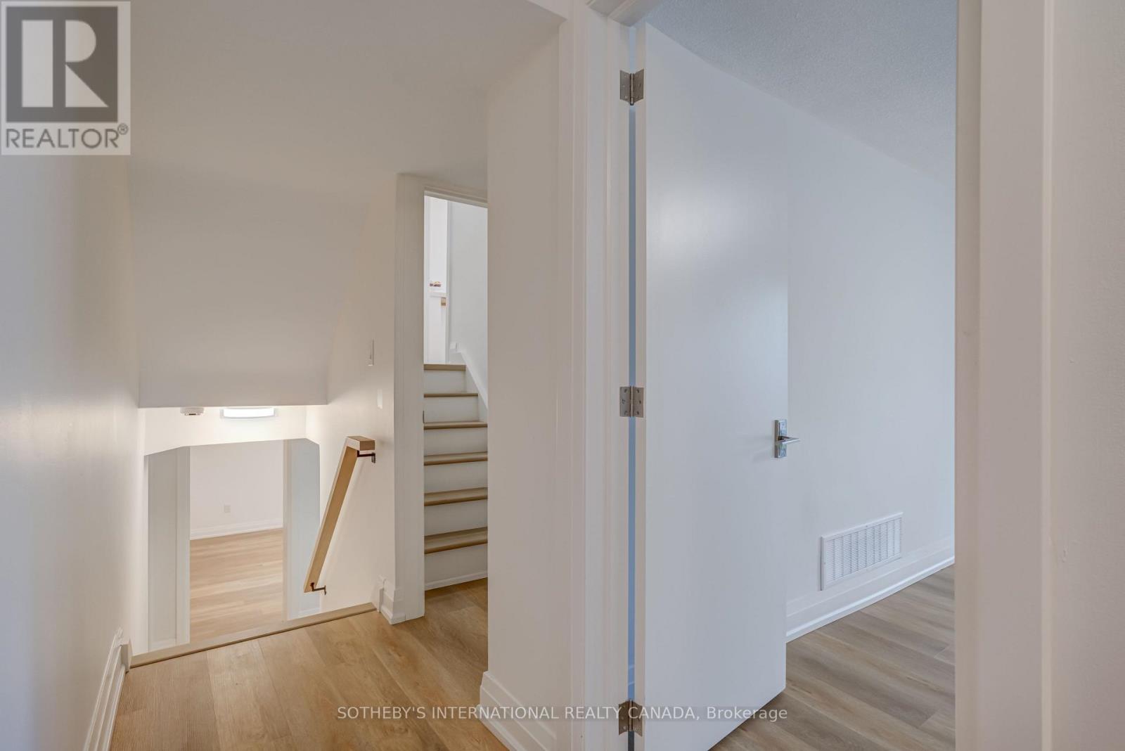 34 Euphrasia Drive, Toronto, Ontario  M6B 3V9 - Photo 28 - W12764556