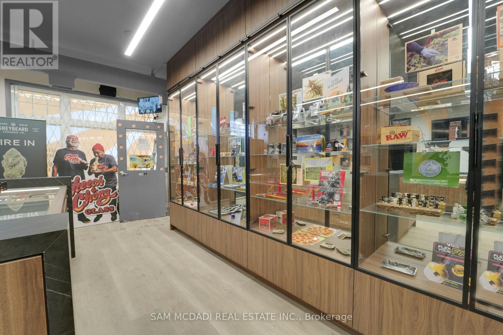 1248 Main Street E, Milton, Ontario  L9T 8M7 - Photo 4 - W12764568