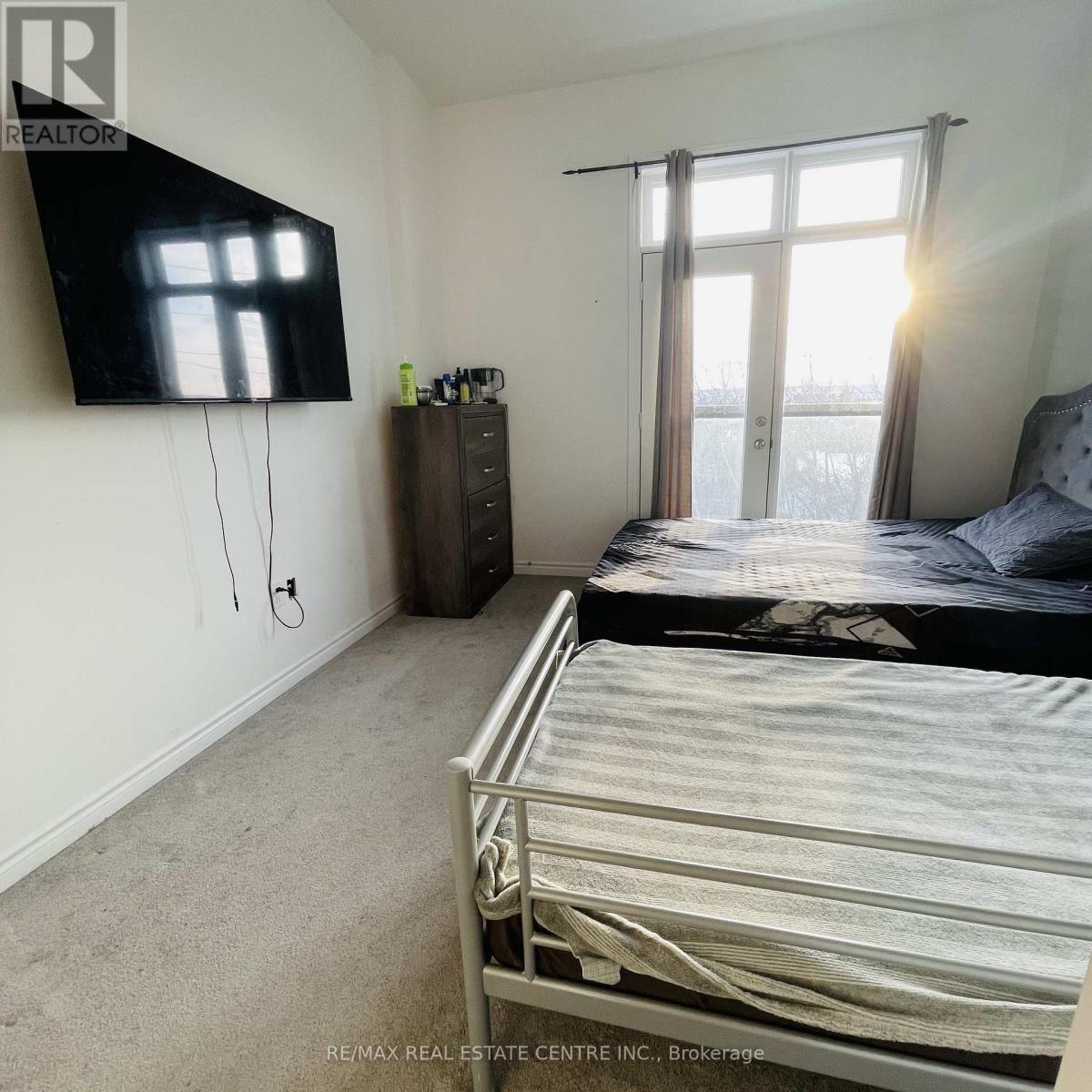 112 - 20 Halliford Place, Brampton, Ontario  L6P 4R1 - Photo 12 - W12764570