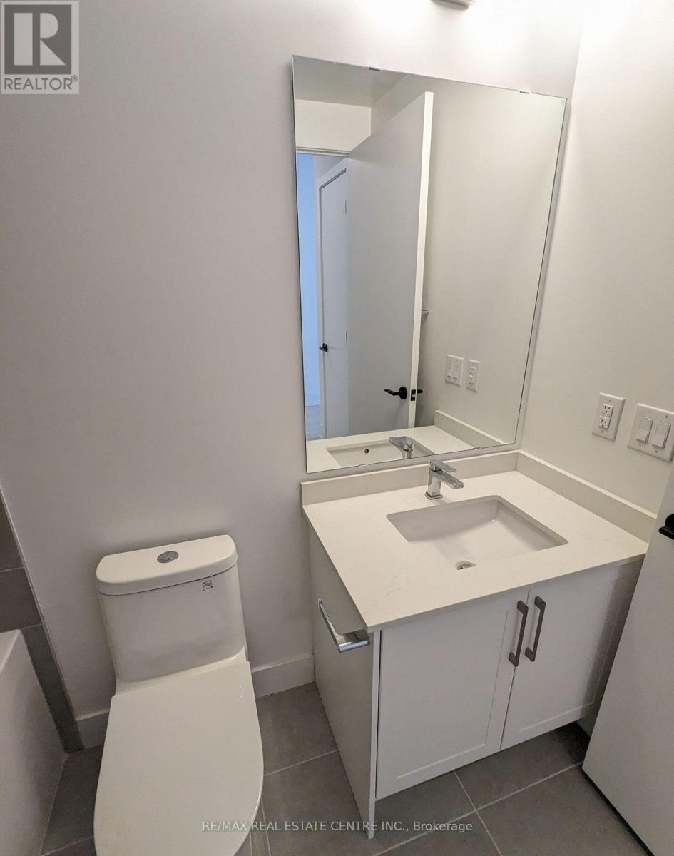 305 - 2450 Old Bronte Road, Oakville, Ontario  L6M 5P6 - Photo 10 - W12764596