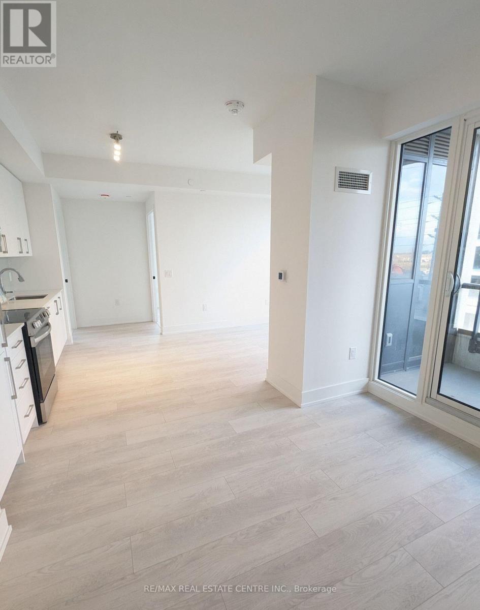 305 - 2450 Old Bronte Road, Oakville, Ontario  L6M 5P6 - Photo 5 - W12764596