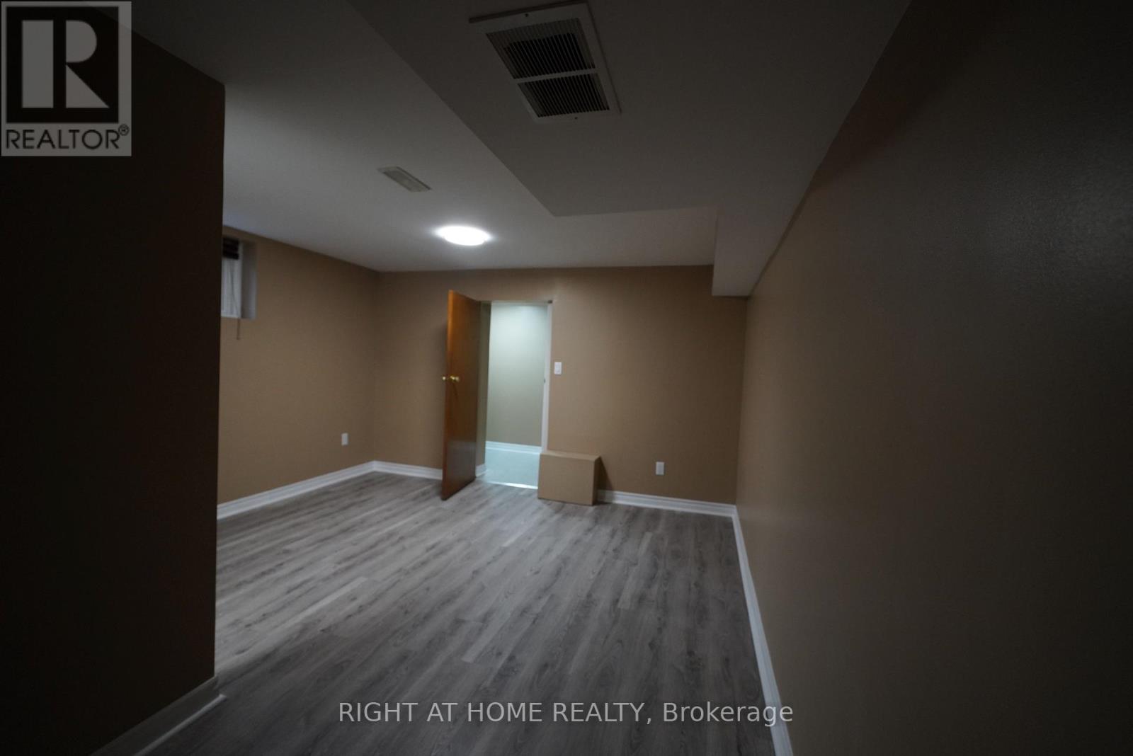 Basement - 35 Beckett (Baseement) Avenue, Toronto, Ontario  M6L 2B3 - Photo 2 - W12764598