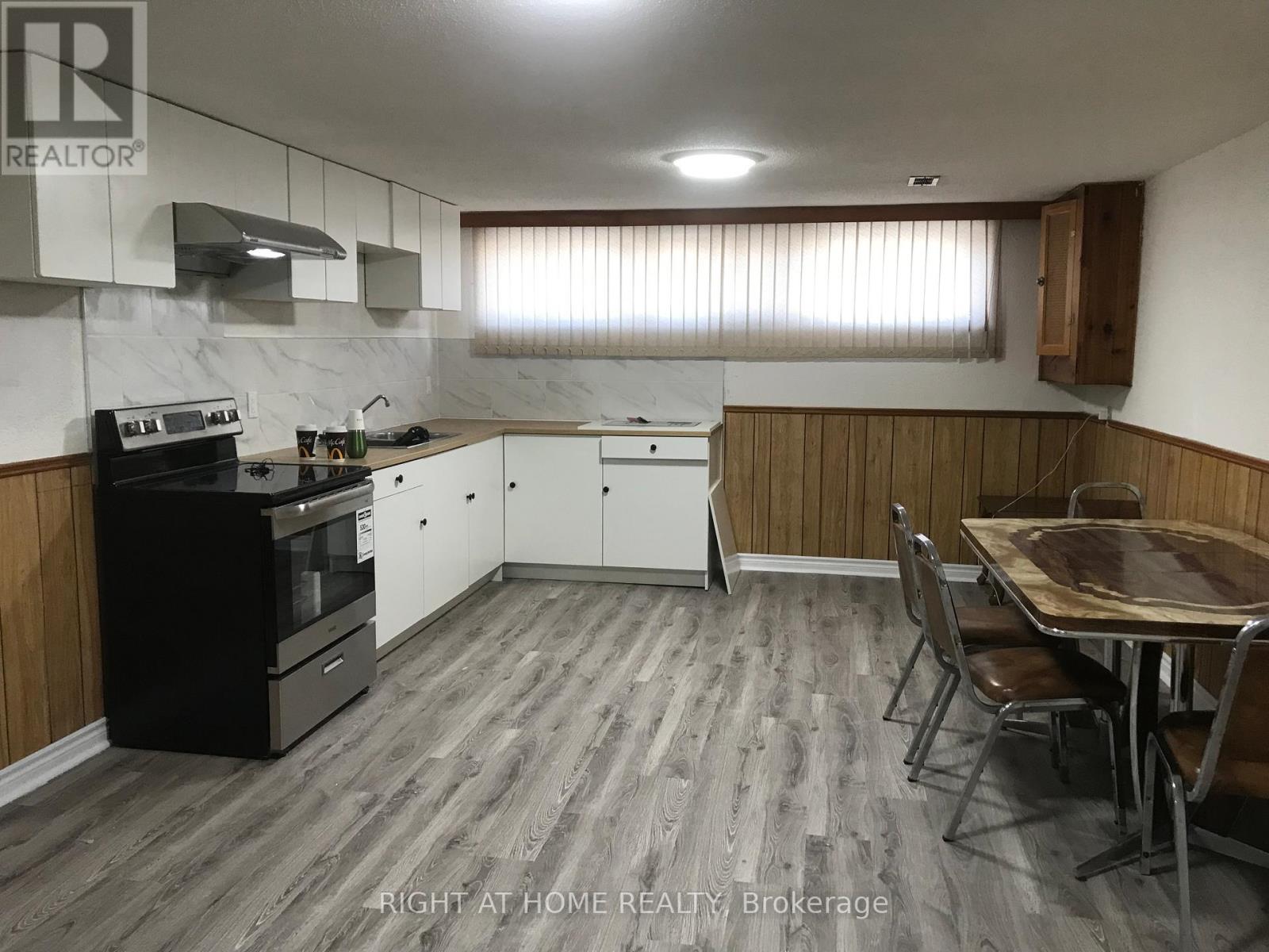 Basement - 35 Beckett (Baseement) Avenue, Toronto, Ontario  M6L 2B3 - Photo 8 - W12764598