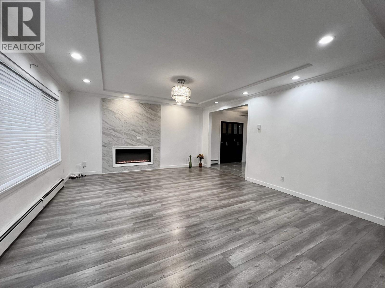 7768 18th Avenue, Burnaby, British Columbia  V3N 1J2 - Photo 3 - R3087152