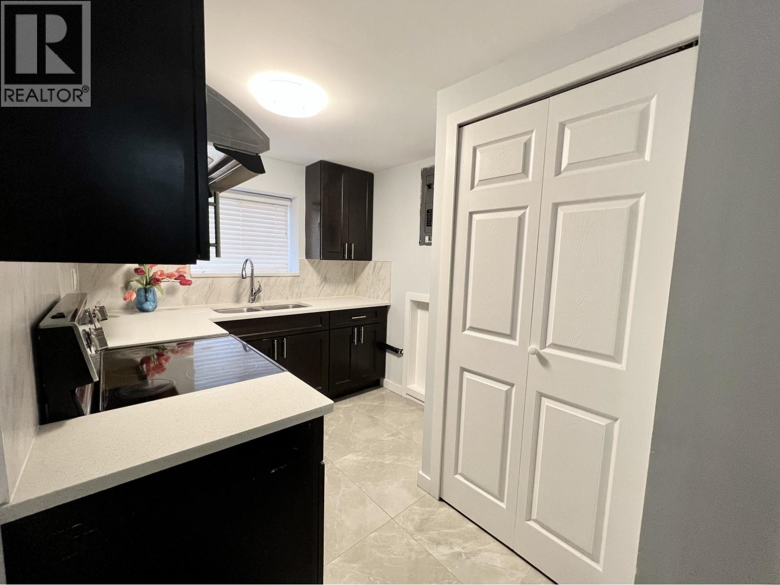 7768 18th Avenue, Burnaby, British Columbia  V3N 1J2 - Photo 15 - R3087152