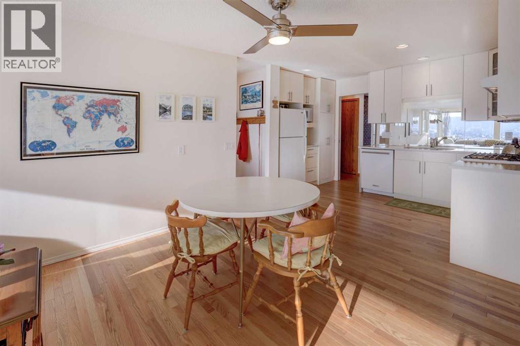 5943 Silver Ridge Drive Nw, Calgary, Alberta  T3B 3S2 - Photo 10 - A2284329