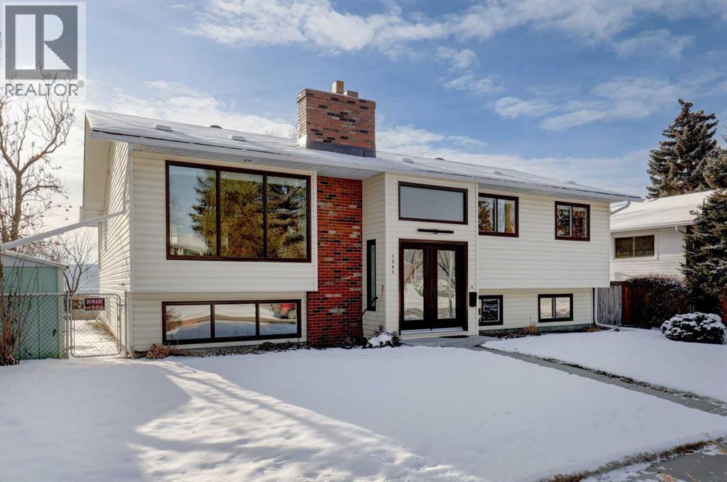 5943 Silver Ridge Drive Nw, Calgary, Alberta  T3B 3S2 - Photo 2 - A2284329