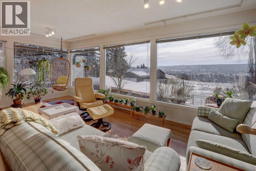 5943 Silver Ridge Drive Nw, Calgary, Alberta  T3B 3S2 - Photo 11 - A2284329