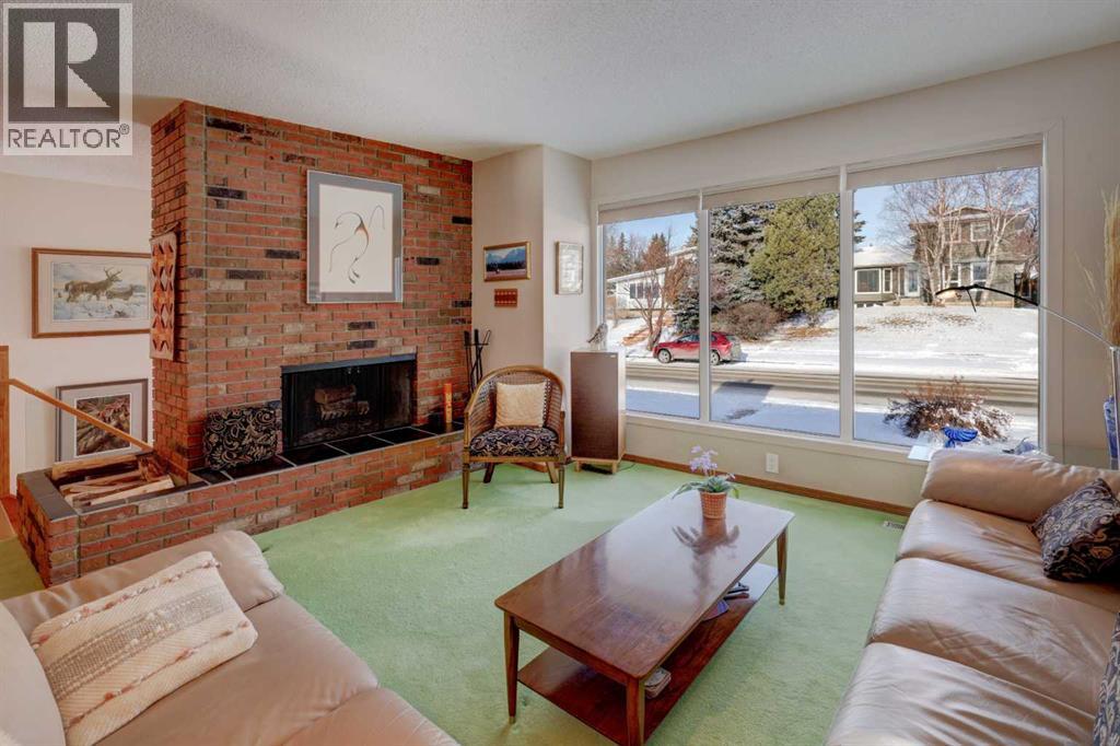 5943 Silver Ridge Drive Nw, Calgary, Alberta  T3B 3S2 - Photo 4 - A2284329