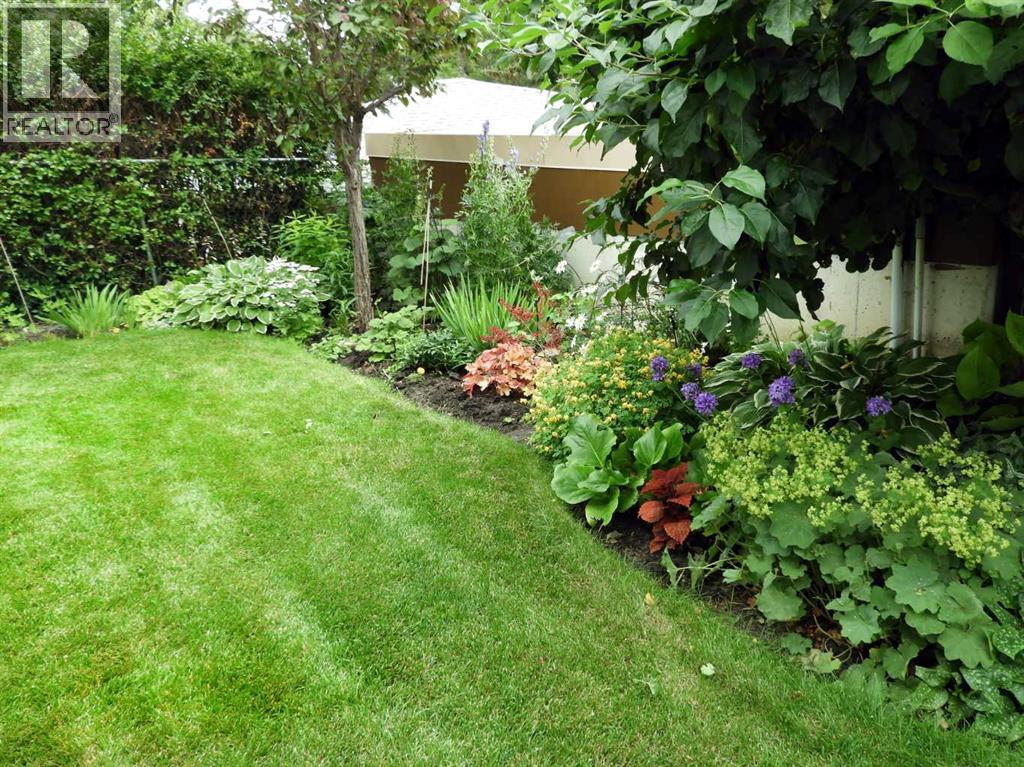 5943 Silver Ridge Drive Nw, Calgary, Alberta  T3B 3S2 - Photo 43 - A2284329