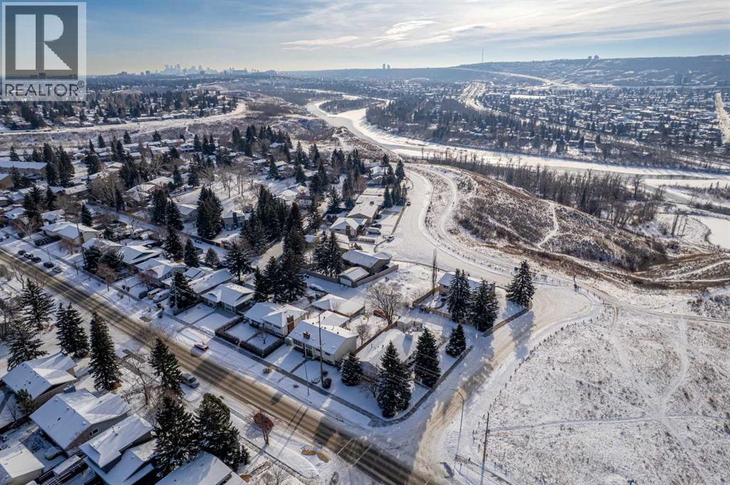 5943 Silver Ridge Drive Nw, Calgary, Alberta  T3B 3S2 - Photo 48 - A2284329