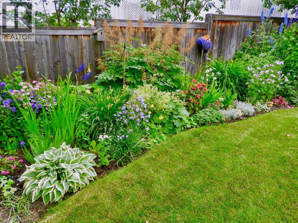 5943 Silver Ridge Drive Nw, Calgary, Alberta  T3B 3S2 - Photo 47 - A2284329