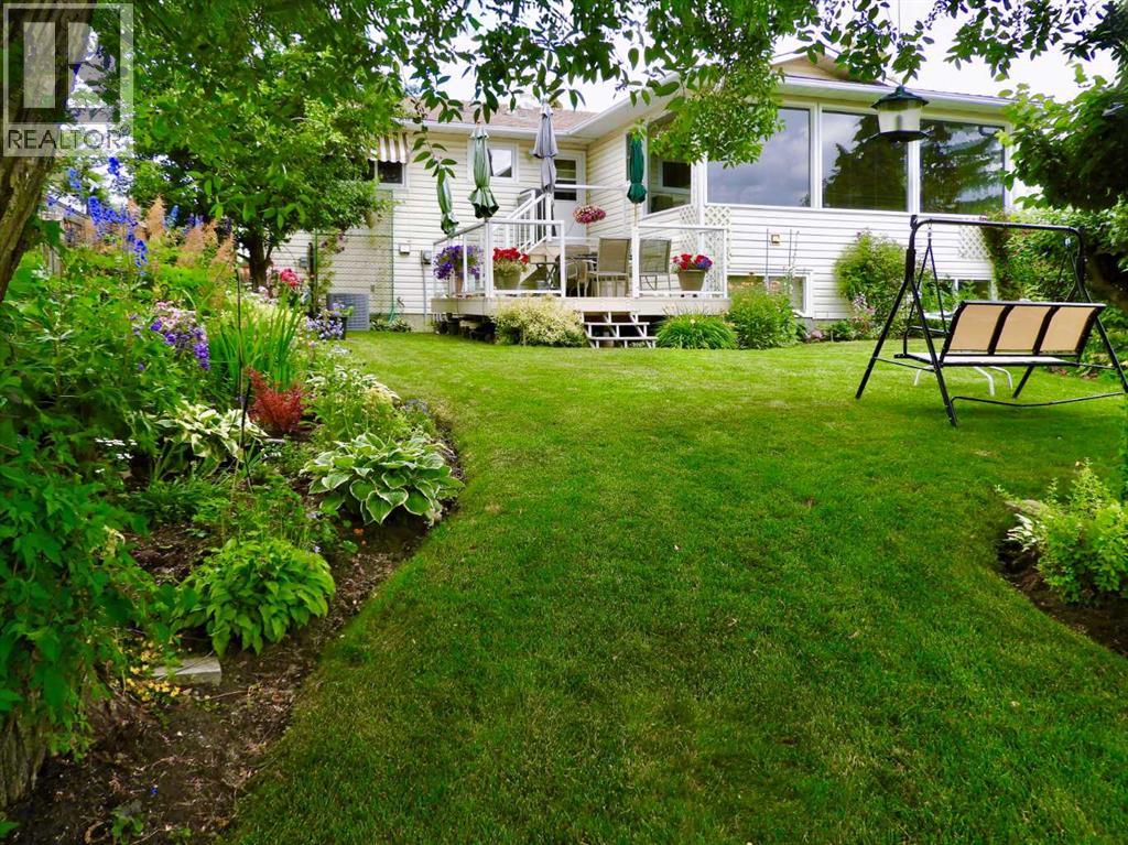 5943 Silver Ridge Drive Nw, Calgary, Alberta  T3B 3S2 - Photo 38 - A2284329