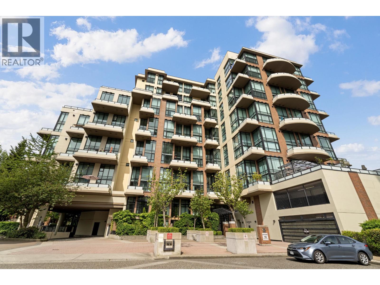 201 10 RENAISSANCE SQUARE, New Westminster, British Columbia