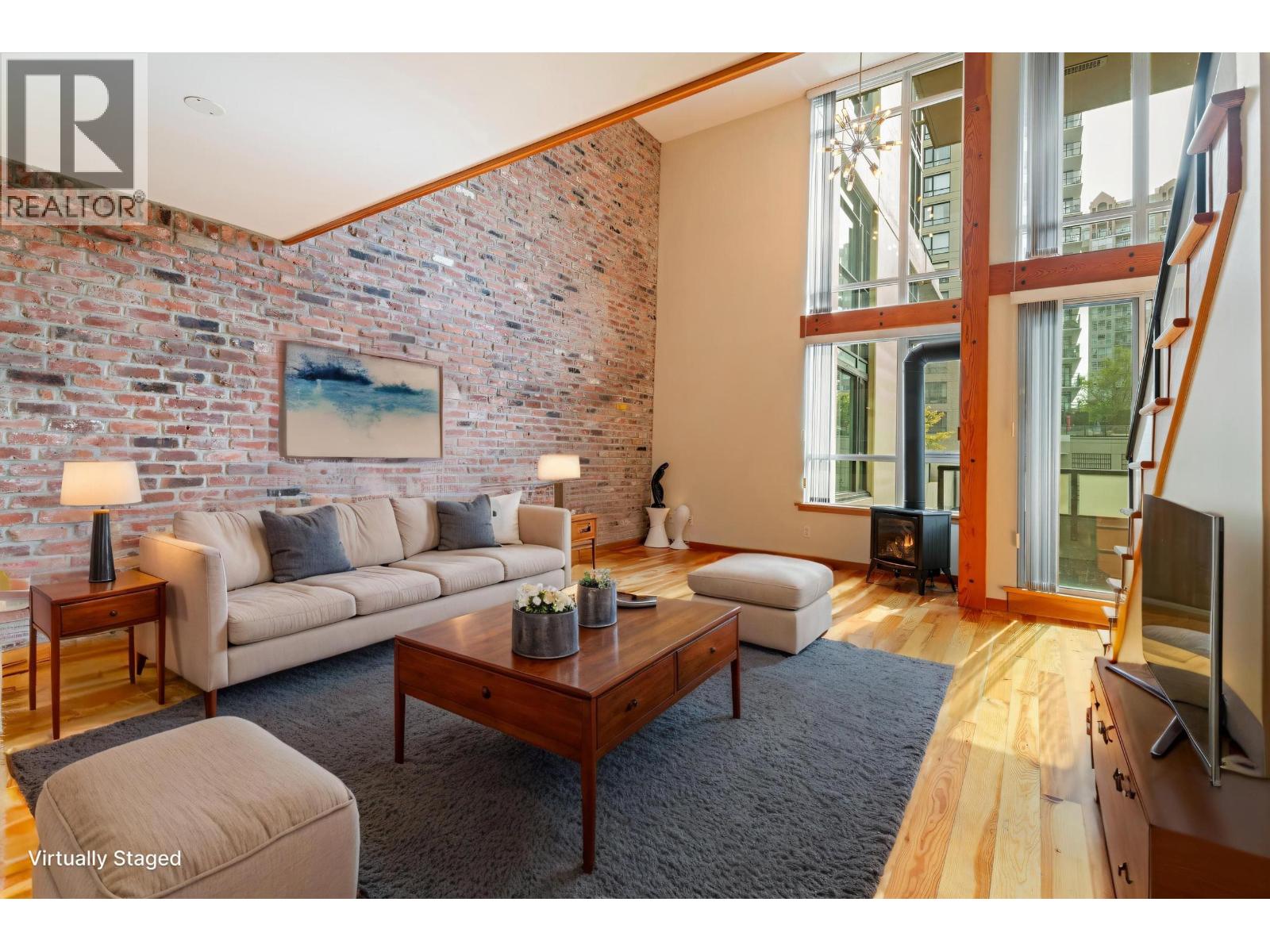 201 10 Renaissance Square, New Westminster, British Columbia  V3M 7B1 - Photo 8 - R3087302