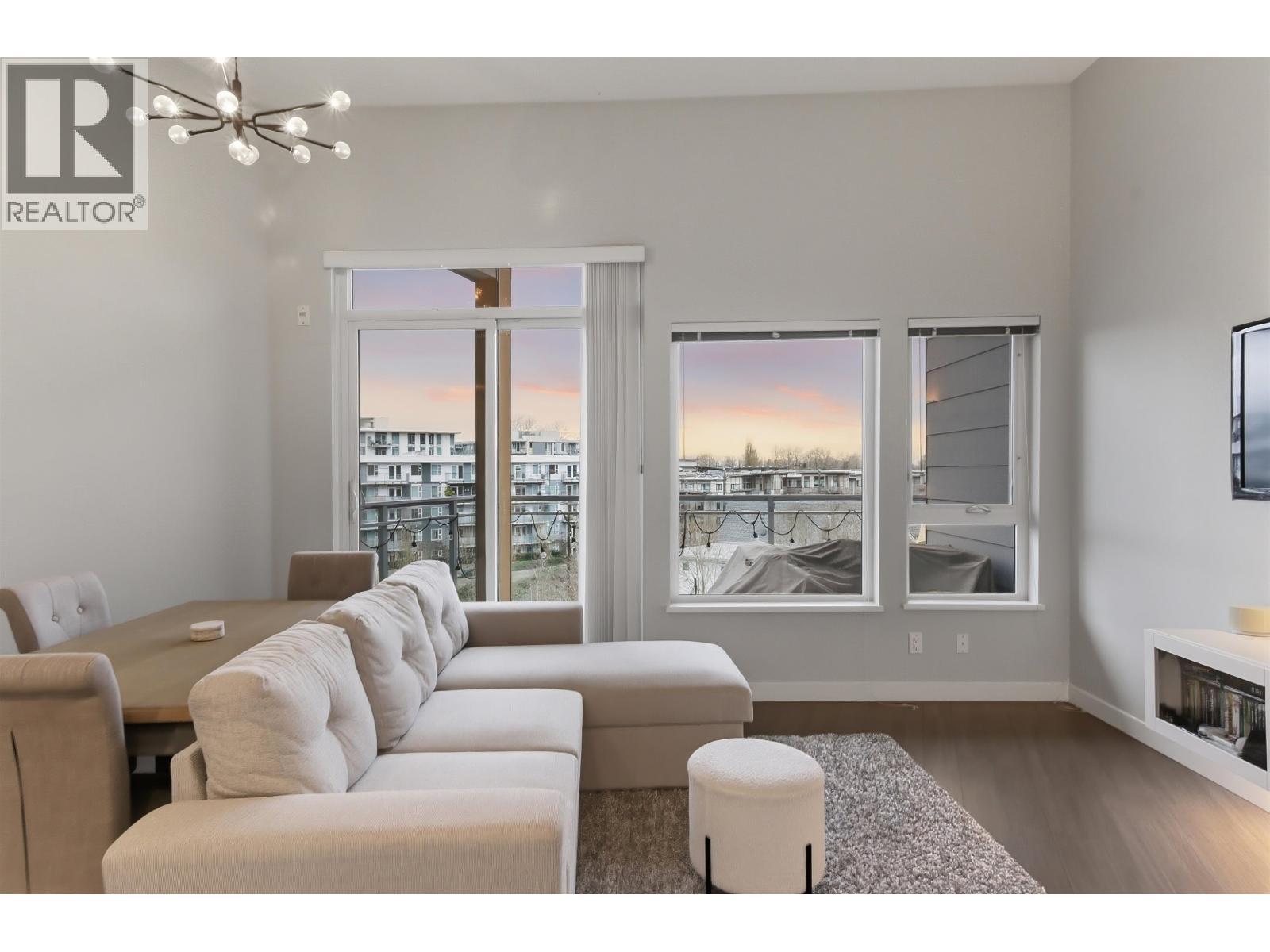 507 3263 Pierview Crescent, Vancouver, British Columbia  V5S 0C3 - Photo 5 - R3087303