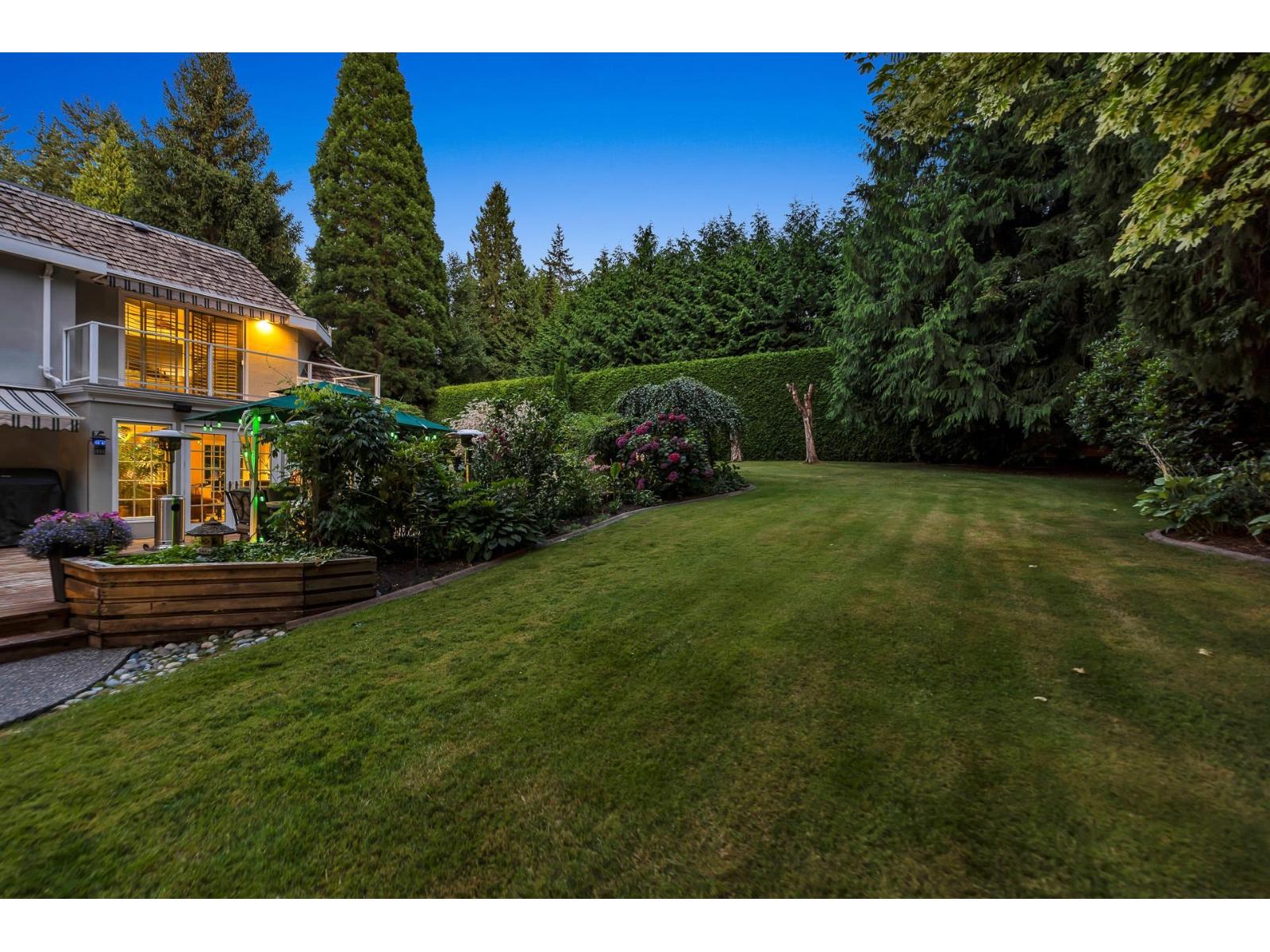 14042 28 Avenue, Surrey, British Columbia  V4P 2C8 - Photo 2 - R3079768