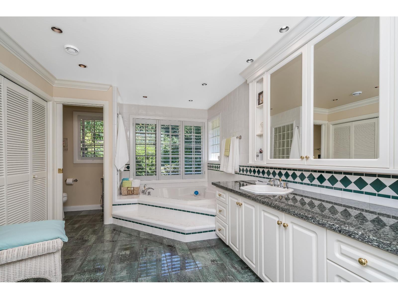 14042 28 Avenue, Surrey, British Columbia  V4P 2C8 - Photo 39 - R3079768