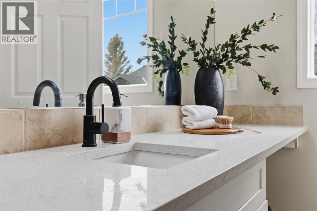 117 Panatella Park Nw, Calgary, Alberta  T3K 6L5 - Photo 23 - A2280427