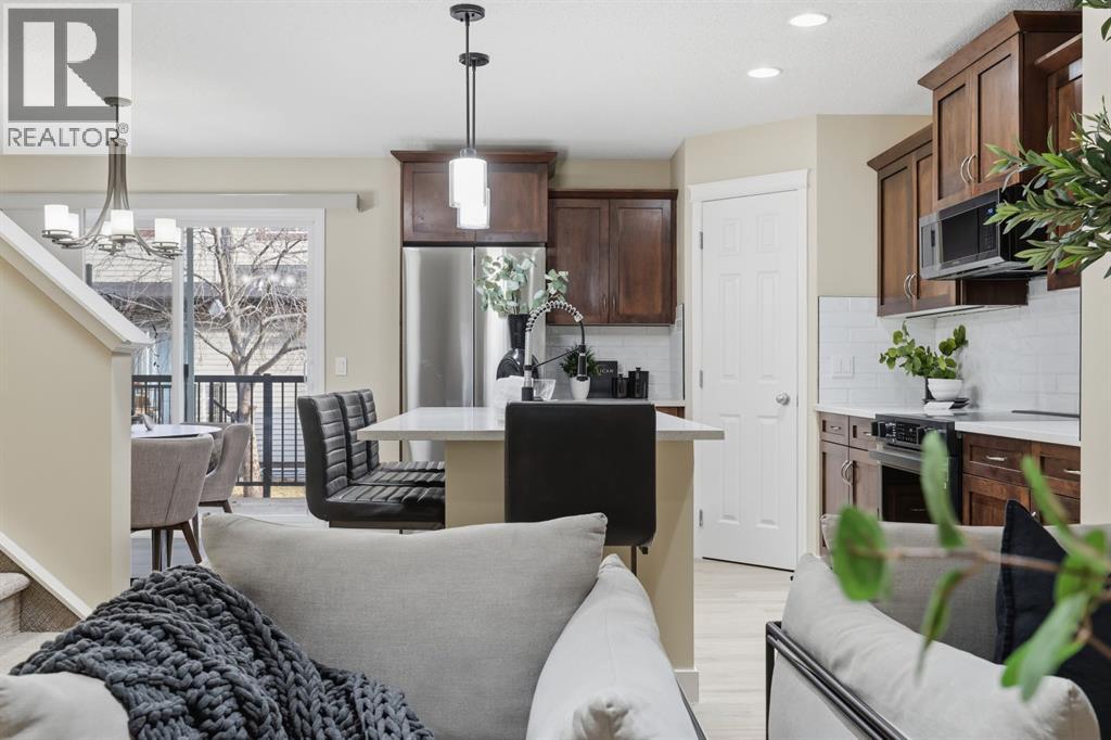 117 Panatella Park Nw, Calgary, Alberta  T3K 6L5 - Photo 9 - A2280427
