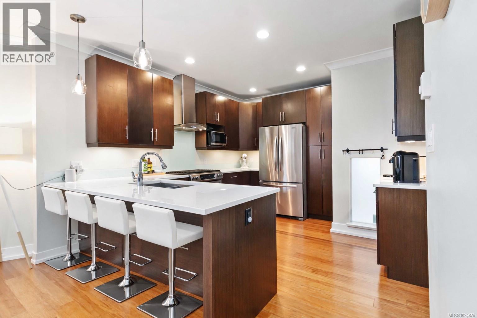 3 2321 Island View Rd, Central Saanich, British Columbia  V8Z 0C9 - Photo 10 - 1024875