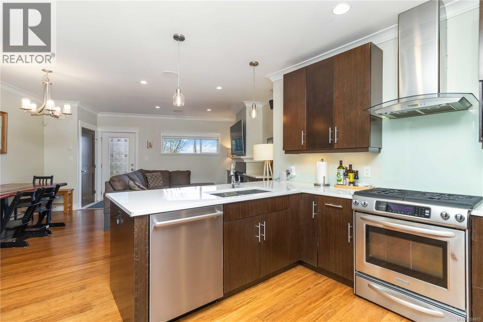 3 2321 Island View Rd, Central Saanich, British Columbia  V8Z 0C9 - Photo 12 - 1024875