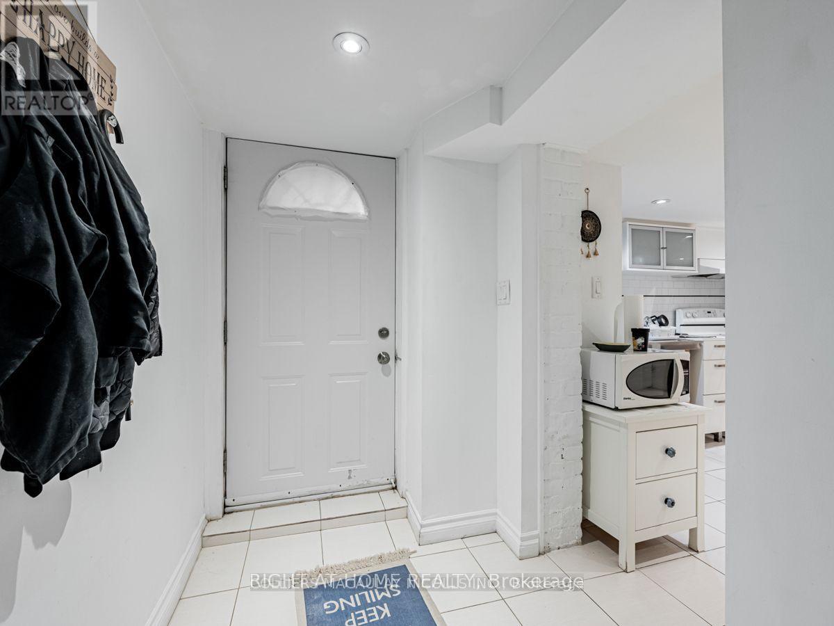 Basement - 1069 College Street, Toronto, Ontario  M6H 1B2 - Photo 5 - C12764612