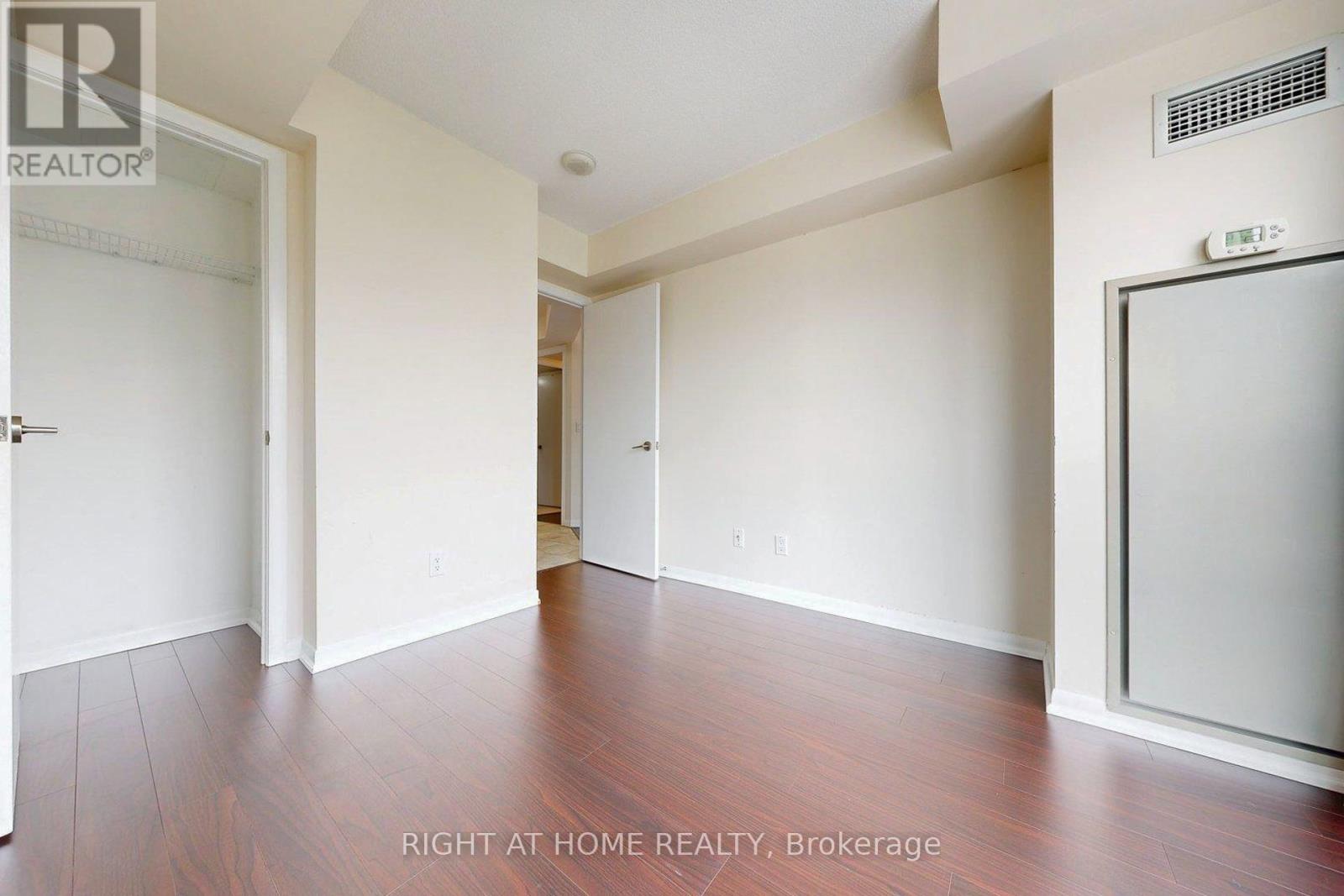 1710 - 215 Fort York Boulevard, Toronto, Ontario  M5V 4A2 - Photo 16 - C12764618