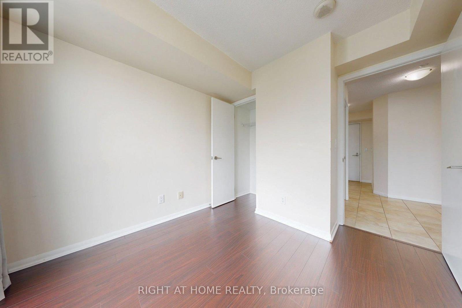 1710 - 215 Fort York Boulevard, Toronto, Ontario  M5V 4A2 - Photo 17 - C12764618