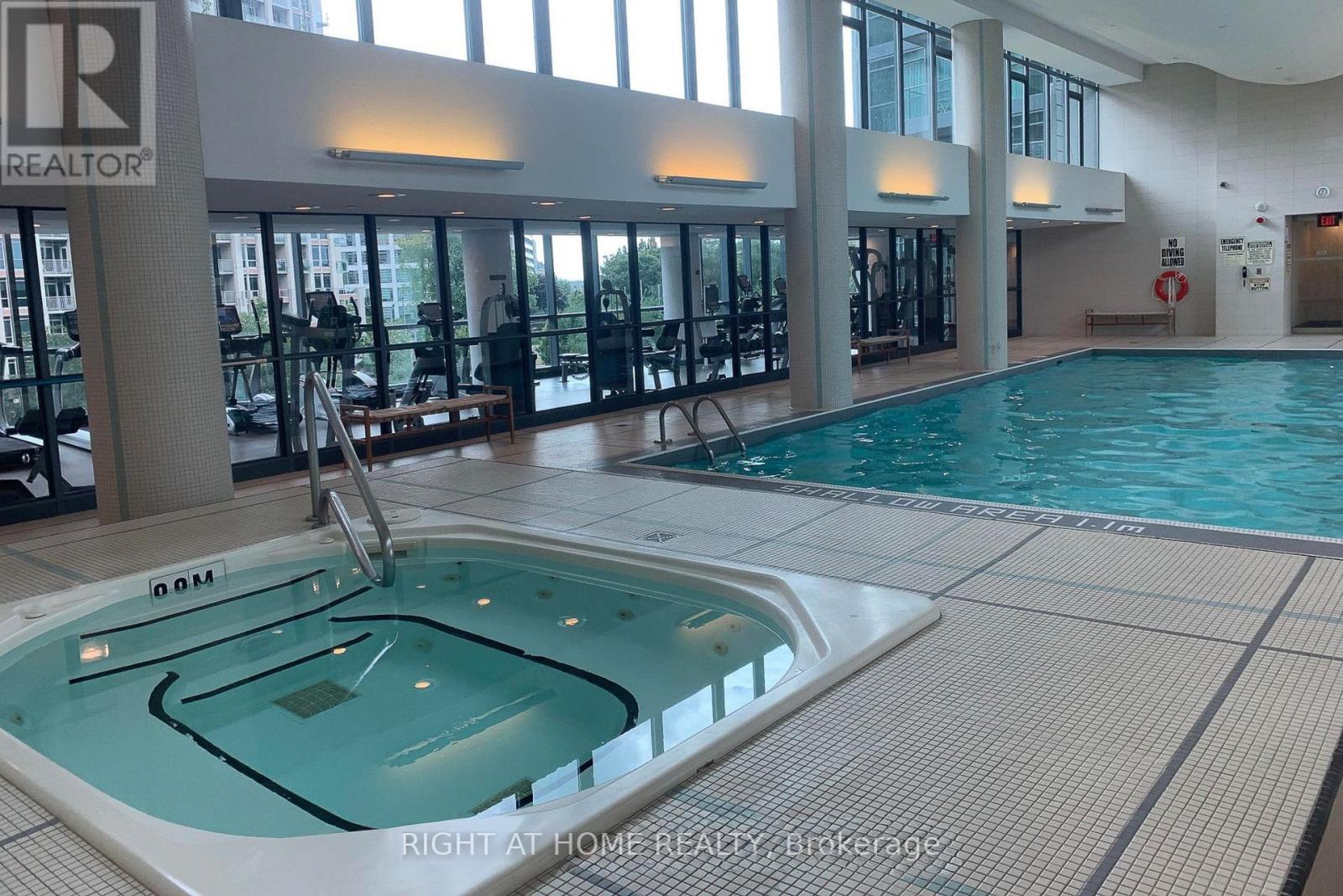 1710 - 215 Fort York Boulevard, Toronto, Ontario  M5V 4A2 - Photo 32 - C12764618