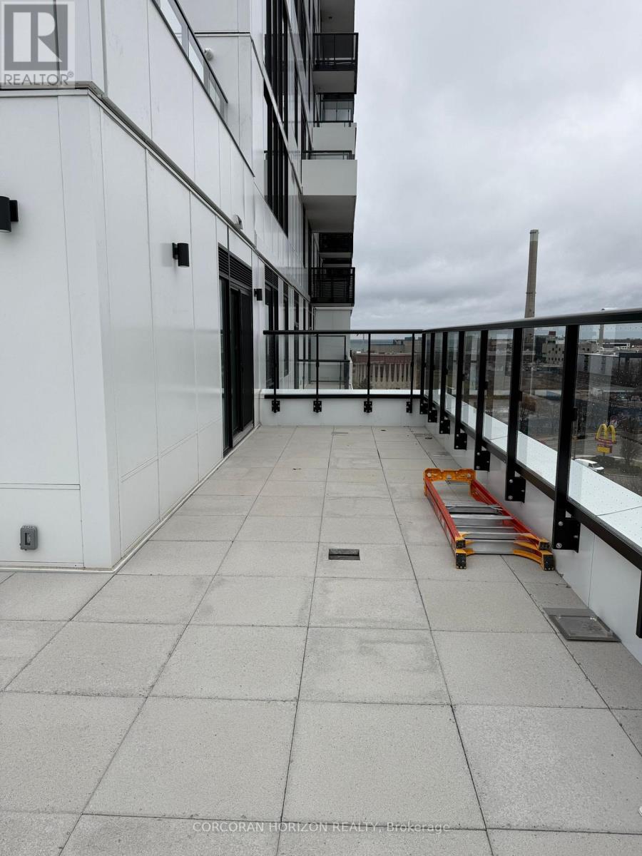 819 - 1050 Eastern Avenue, Toronto, Ontario  M4L 0B7 - Photo 3 - E12764608