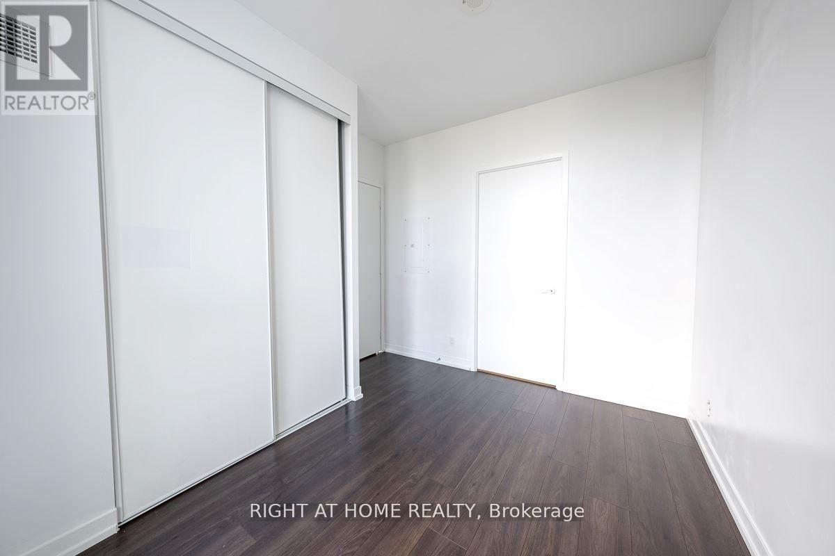 307 - 950 Portage Parkway, Vaughan, Ontario  L4K 0J7 - Photo 20 - N12764614