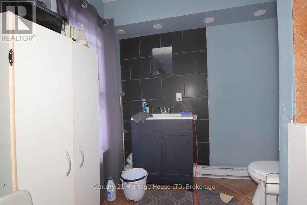 4034 Canborough Road, West Lincoln (Bismark/wellandport), Ontario  L0R 2J0 - Photo 27 - X12764654