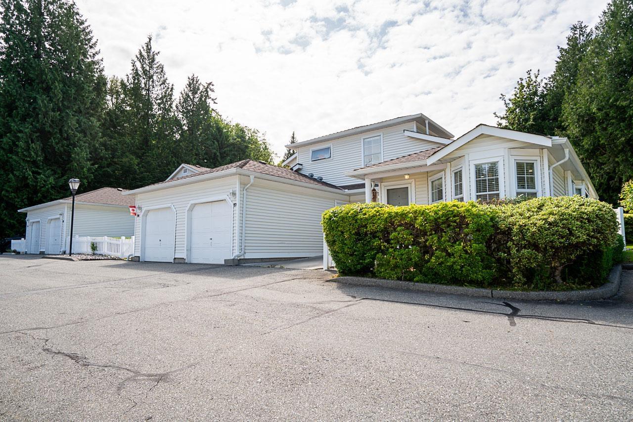 37 6537 138 Street, Surrey, British Columbia  V3W 0C4 - Photo 2 - R3087299