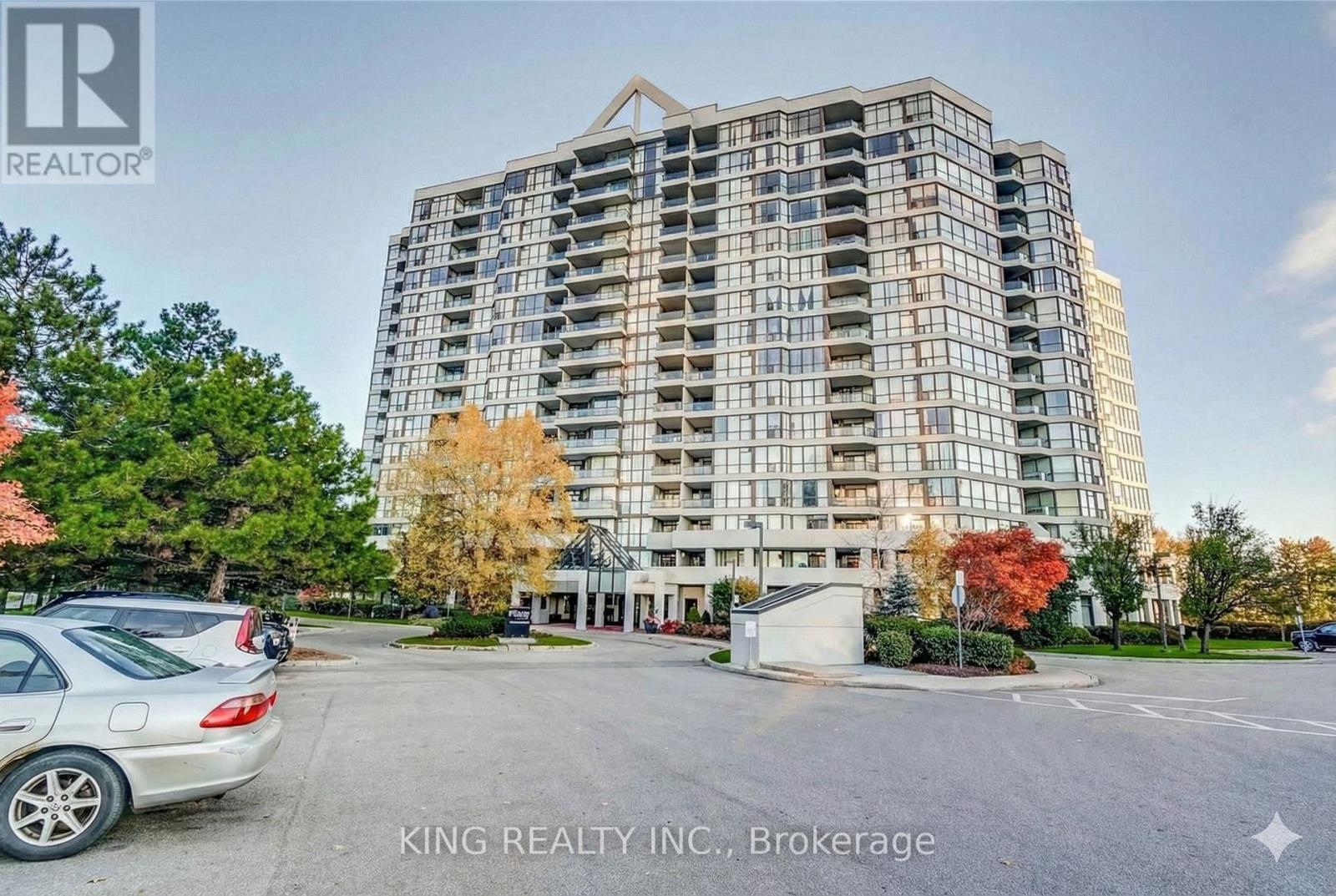 1415 - 1 Rowntree Road, Toronto, Ontario  M9V 5G7 - Photo 11 - W12764634