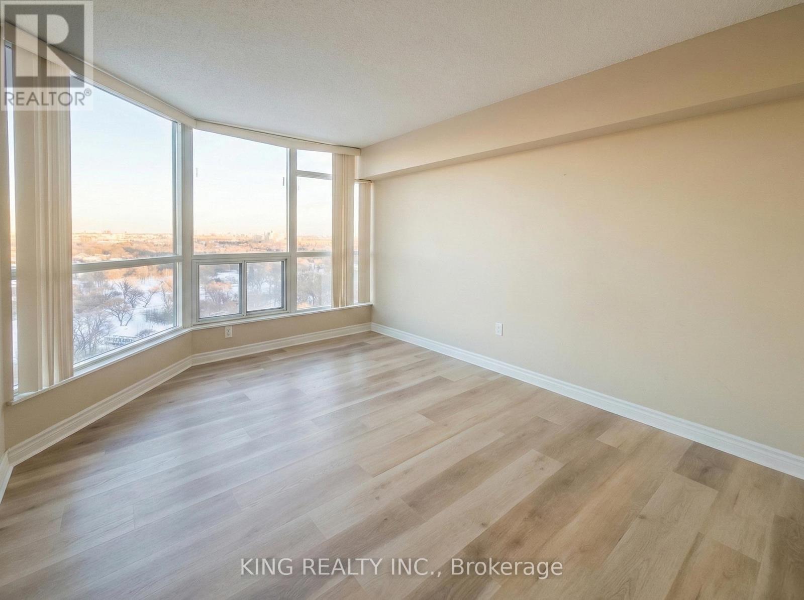 1415 - 1 Rowntree Road, Toronto, Ontario  M9V 5G7 - Photo 6 - W12764634