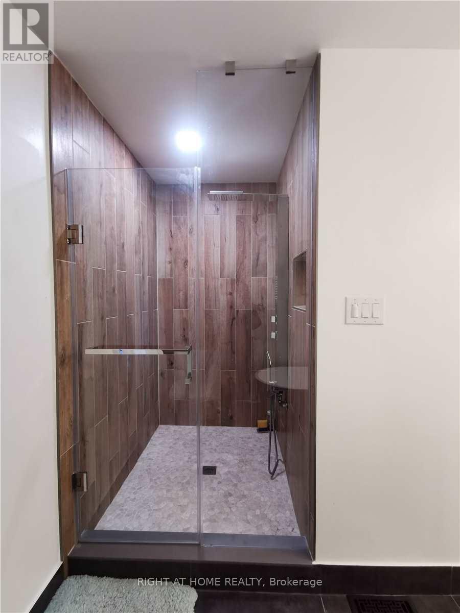 Room A - 3234 Shoreline Drive, Oakville, Ontario  L6L 5Z1 - Photo 10 - W12764650